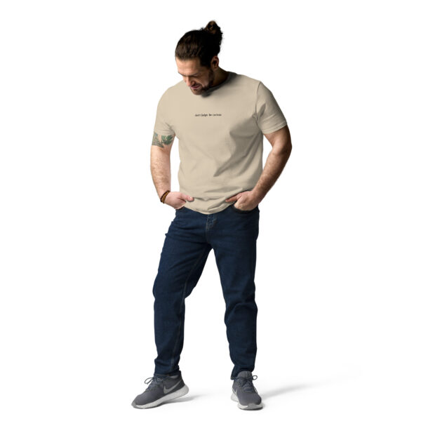 Unisex-Bio-Baumwoll-T-Shirt Hai beige - Image 11
